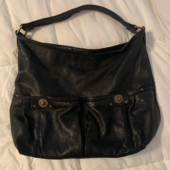 Marc Jacobs Handbags - Marc Jacobs leather hobo